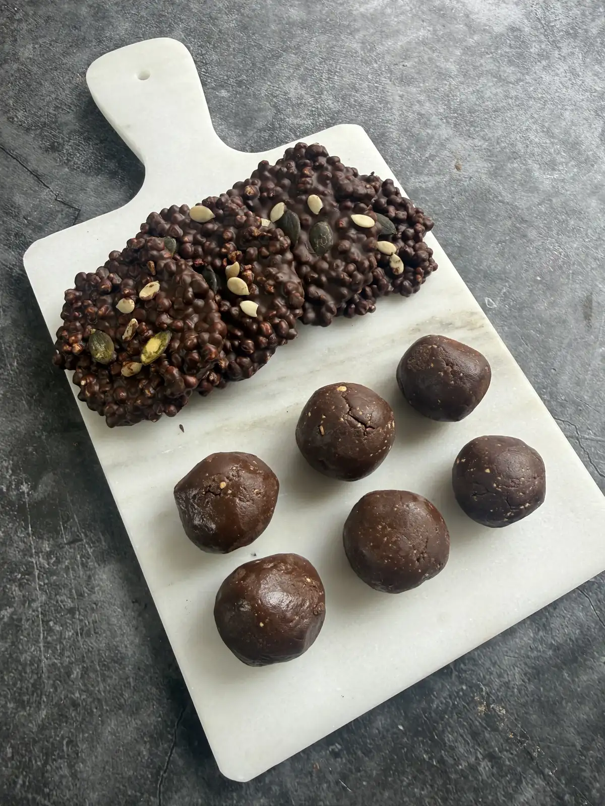 Roasted Chickpea Chocolate Balls