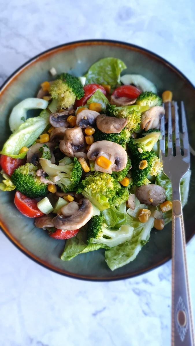 Broccoli Mushroom Salad